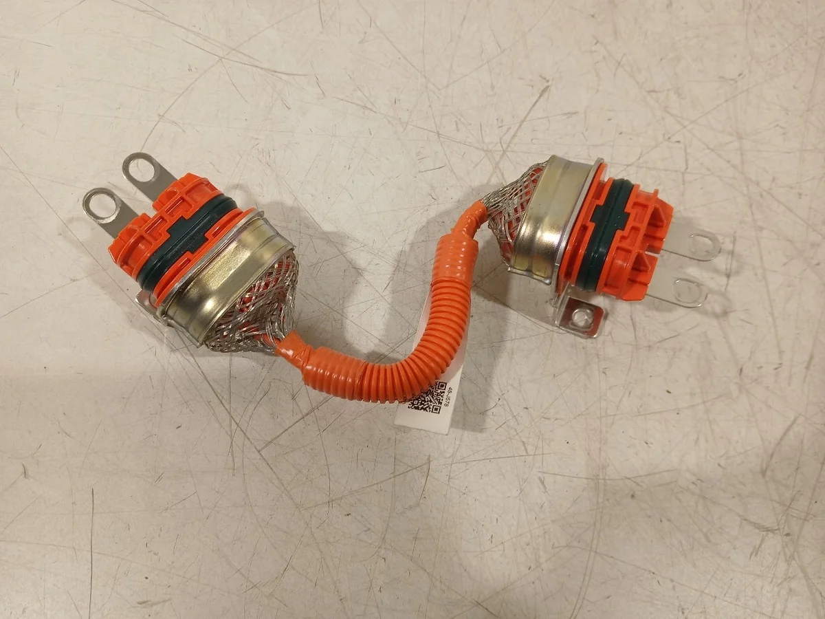 Mitsubishi Outlander 2019-2022 Cable Alta Tensión