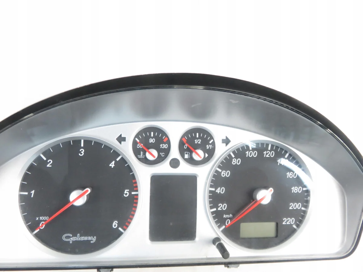 Instrumentbräda Ford Galaxy 1.9 TDI M966484-7M5920800K image 10