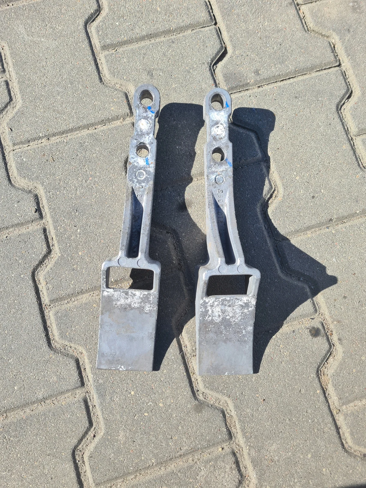 Supporto serbatoio aria Volvo FH4/5 Renault
