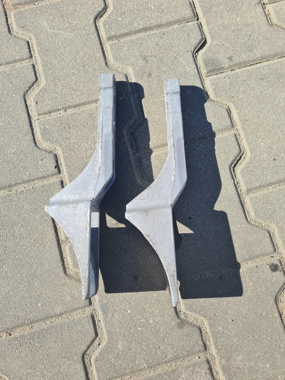 Air Tank Bracket Mount Volvo FH4/5 Renault T