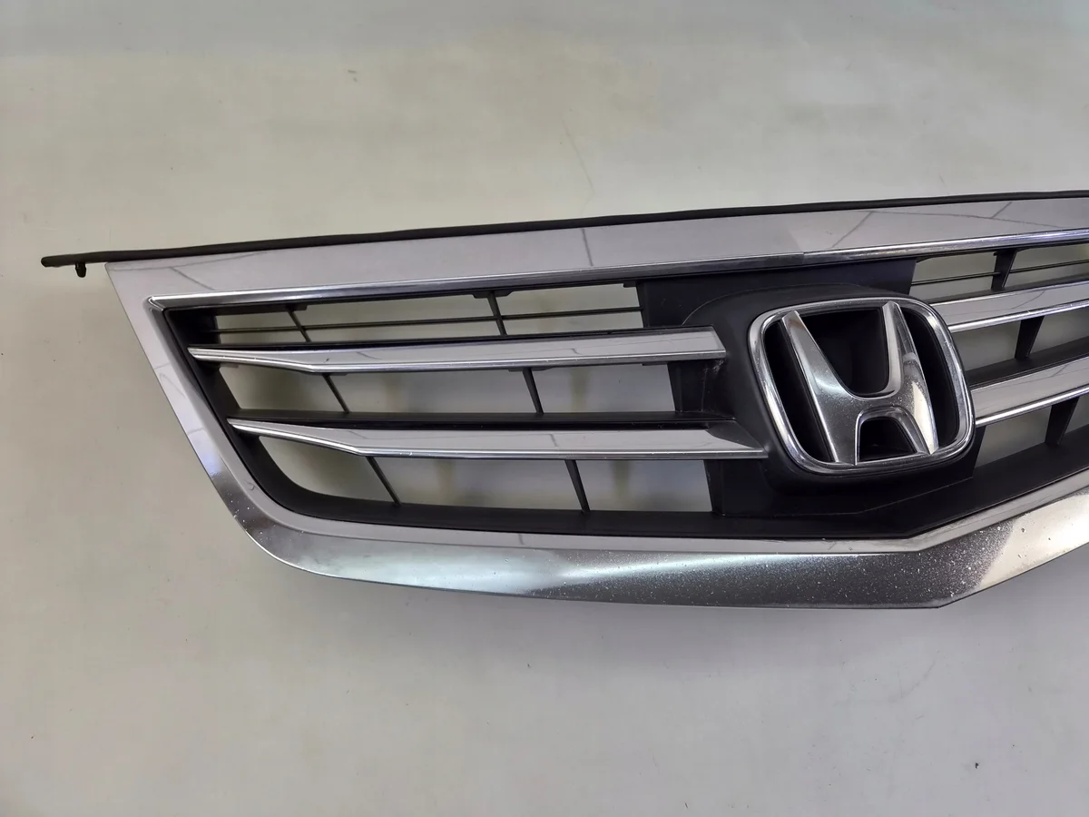 Honda Accord 8 Facelift Grille 71121-TL0-G51