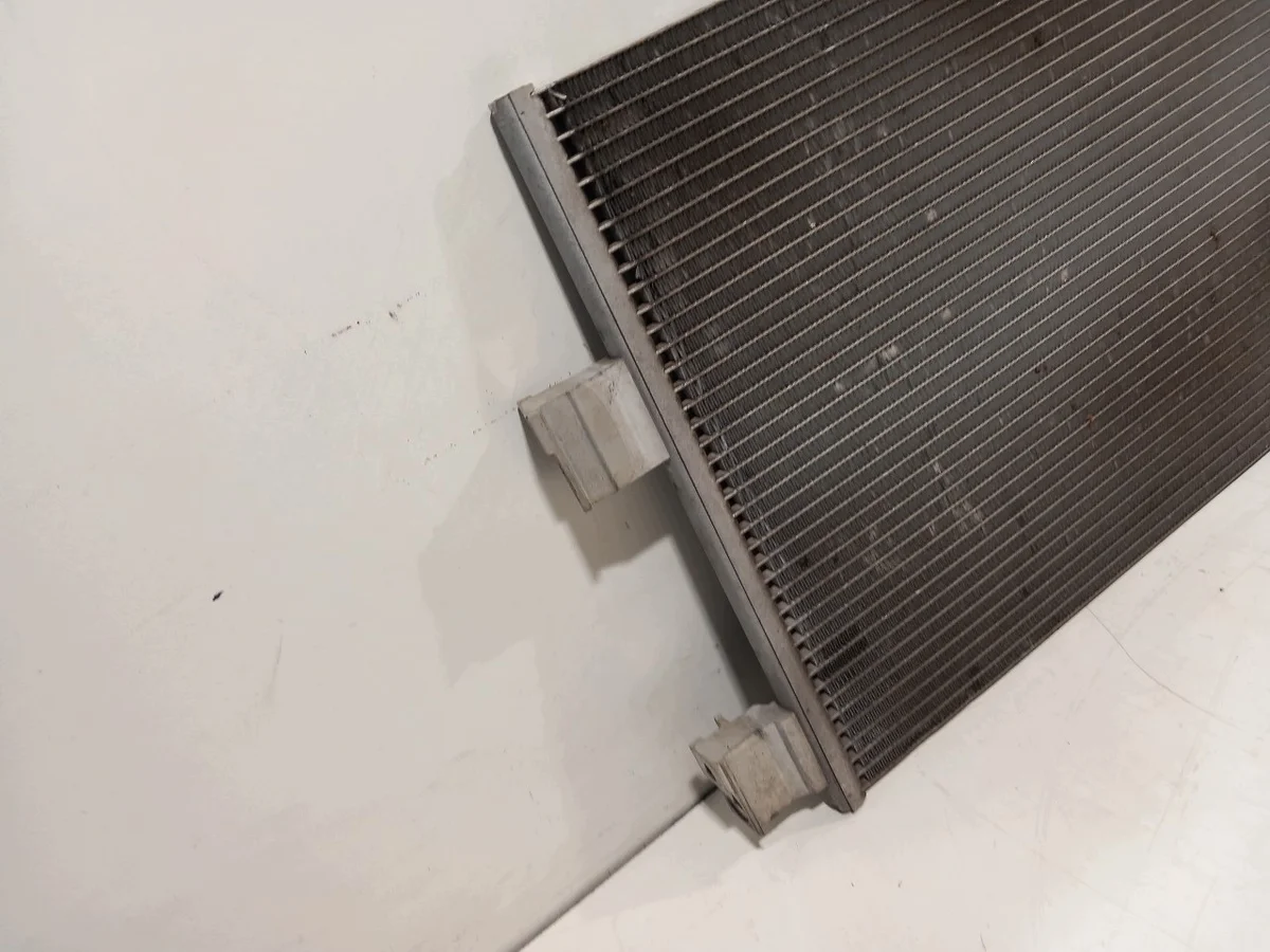 Opel Corsa E AC-kylare 39059785 GX565003 image 3