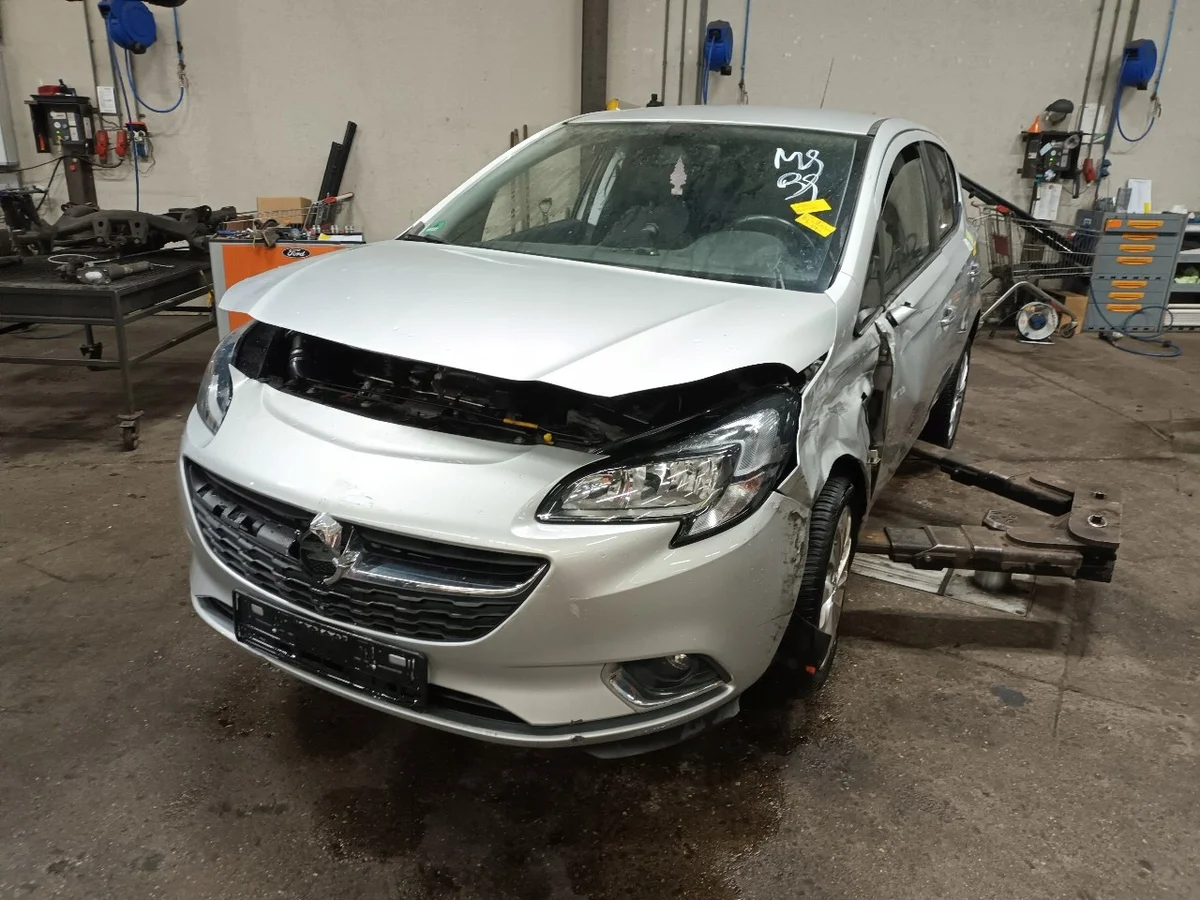 Opel Corsa E AC-kylare 39059785 GX565003 image 6