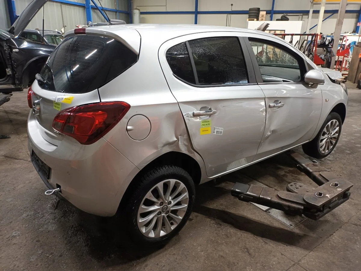 Opel Corsa E AC-kylare 39059785 GX565003 image 8