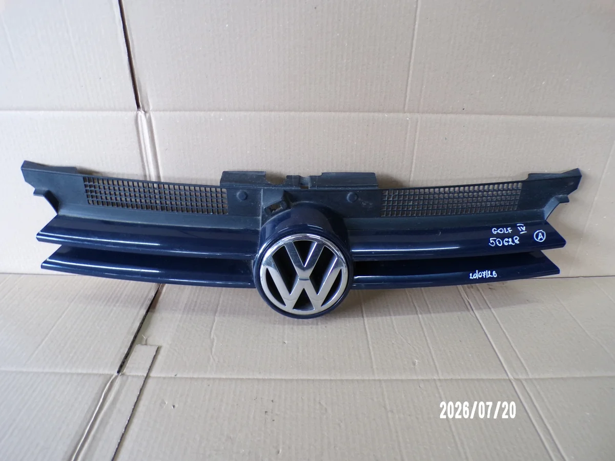 VW Golf IV Rejilla Frontal 1J0853655C Usado