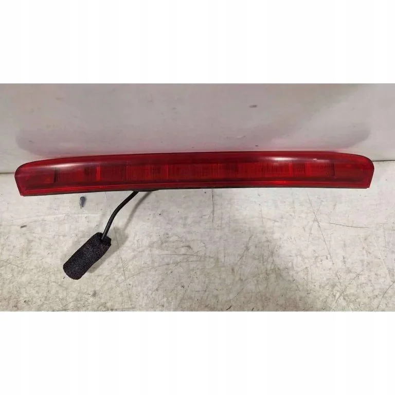 Terceira Luz de Freio Toyota Avensis T250 E2204