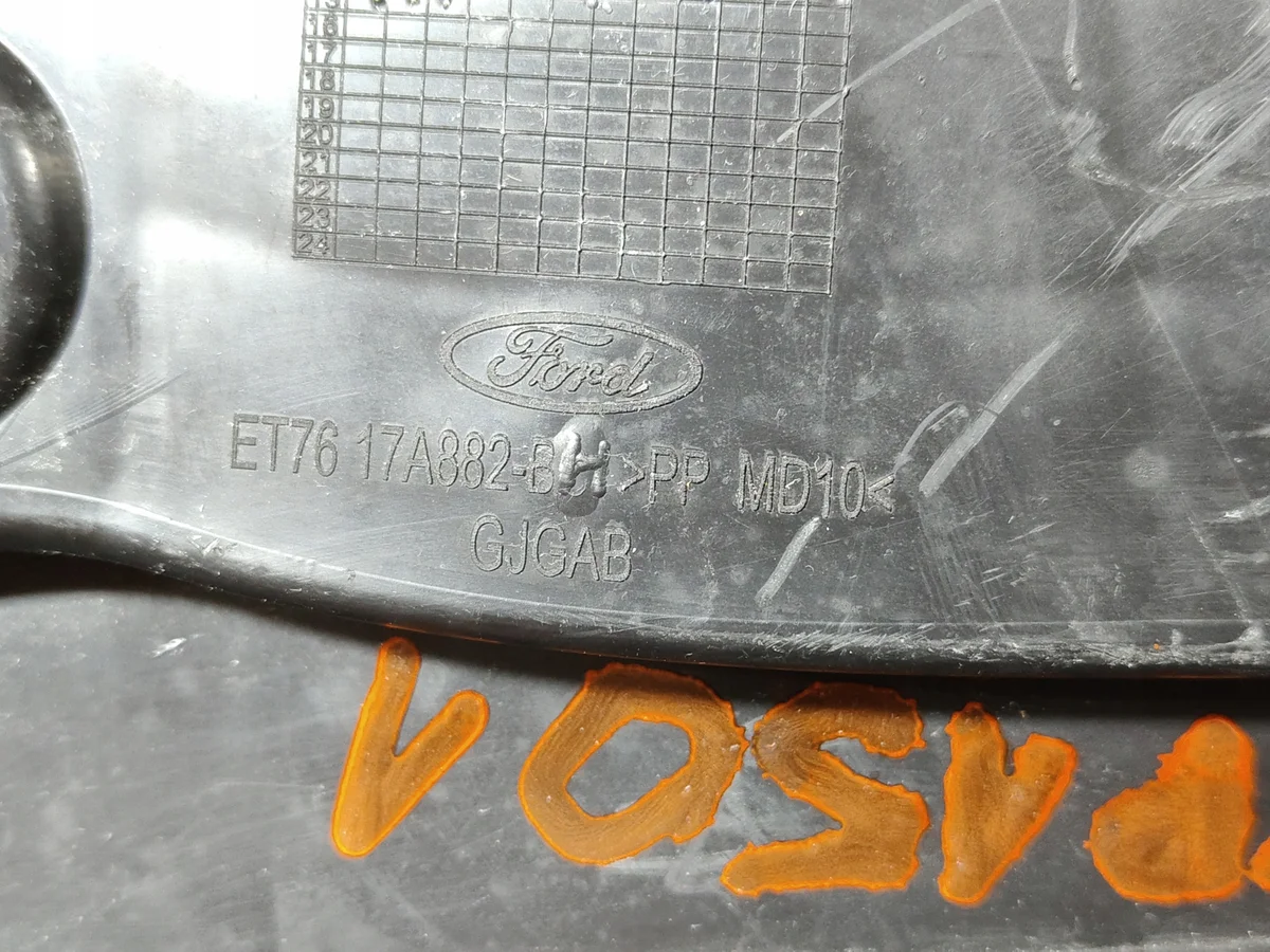 Ford Transit Courier 2014, Coin Pare-chocs image 7
