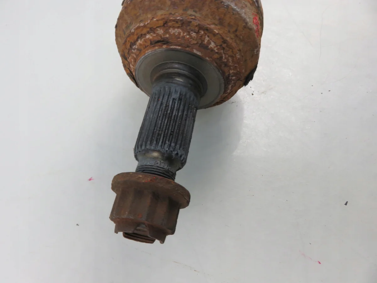Antriebswelle hinten links VW Touareg V10 TDI image 3