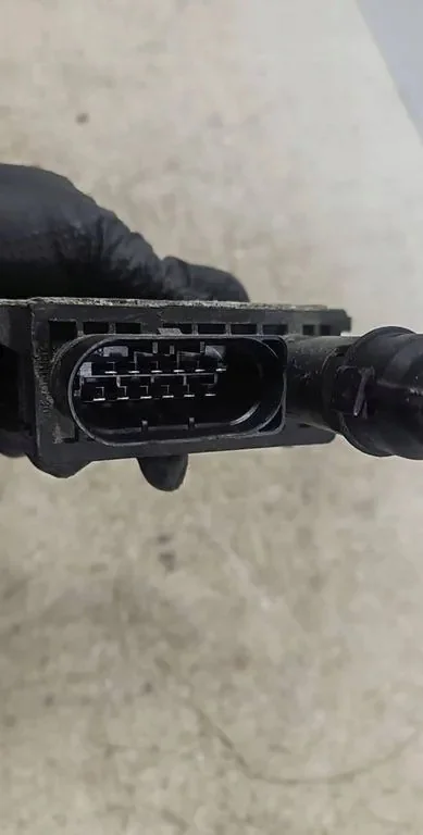 Candele Accensione BMW 3 (E90) 2.0L Diesel image 4