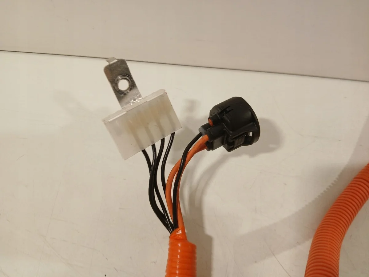 Mitsubishi Outlander 2019-2022 Cable Alta Tensión