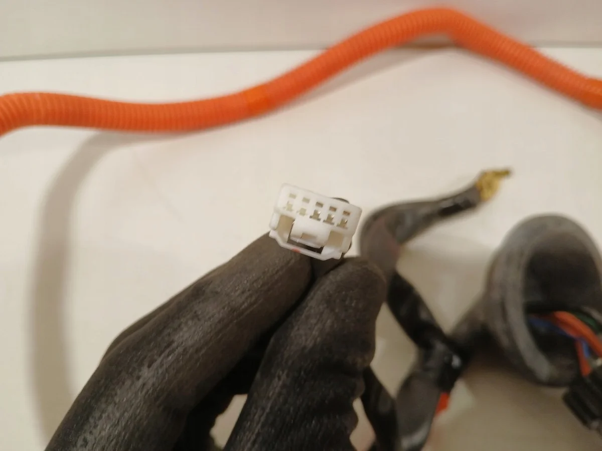 Mitsubishi Outlander High Voltage Cable 4B12 image 4