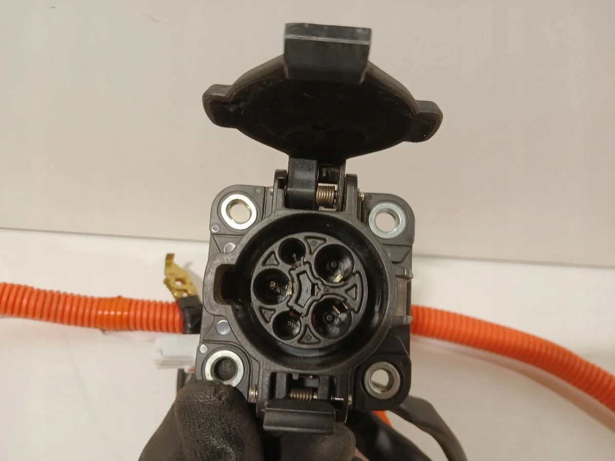 Mitsubishi Outlander High Voltage Cable 4B12 image 5