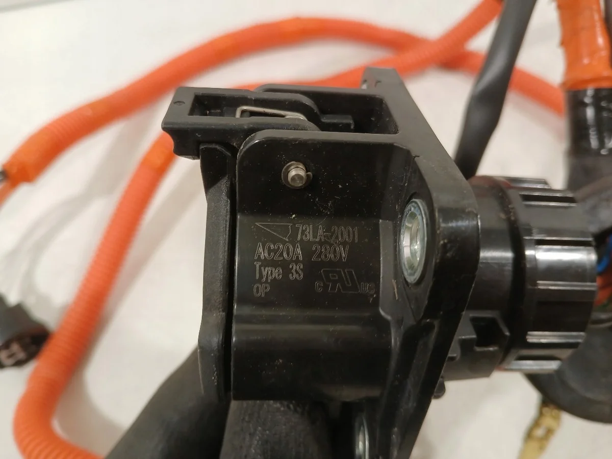Mitsubishi Outlander High Voltage Cable 4B12 image 8