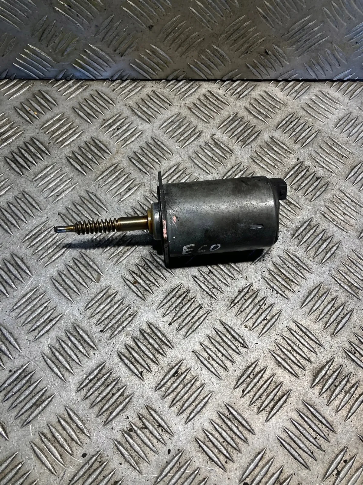 BMW 7 E65 Réglage Valve 7506788