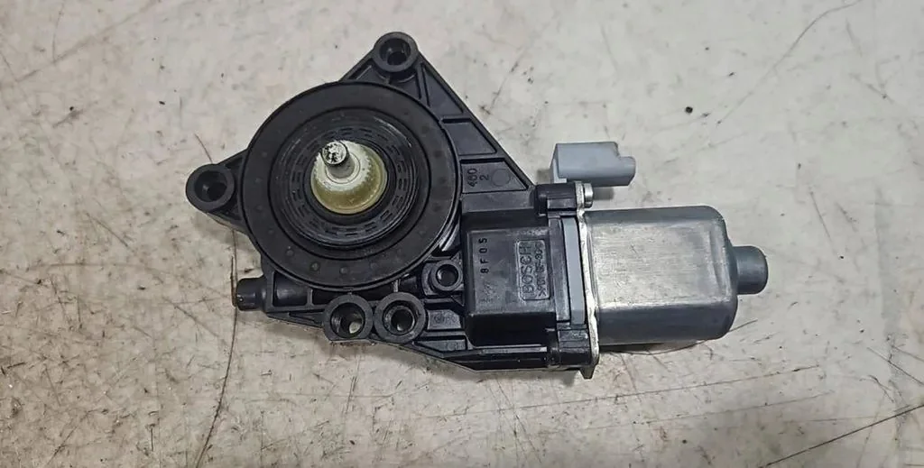 Moteur lève-vitre Hyundai 834602R000 Occasion