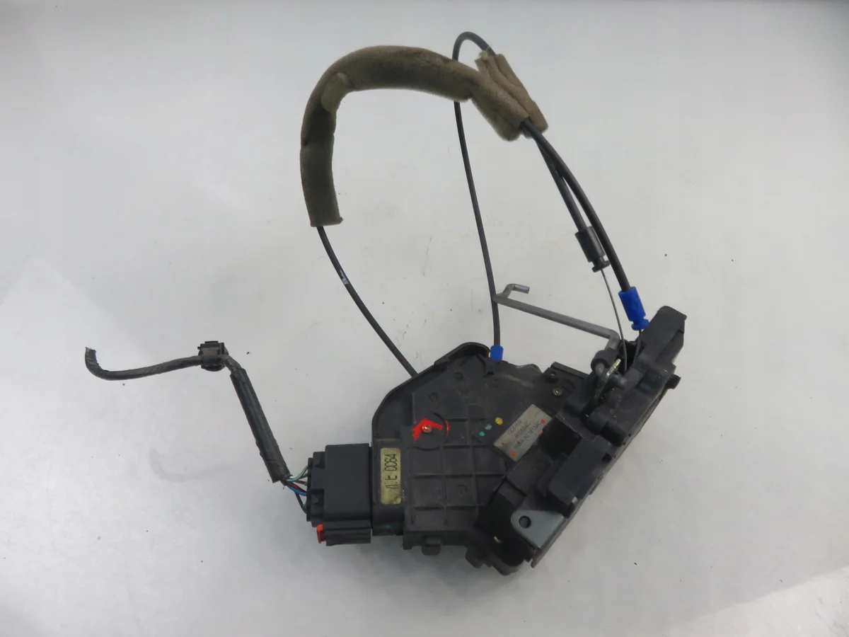 Schloss vorne links Mazda 5 CR19 M964813-5N6AA21813AC image 9