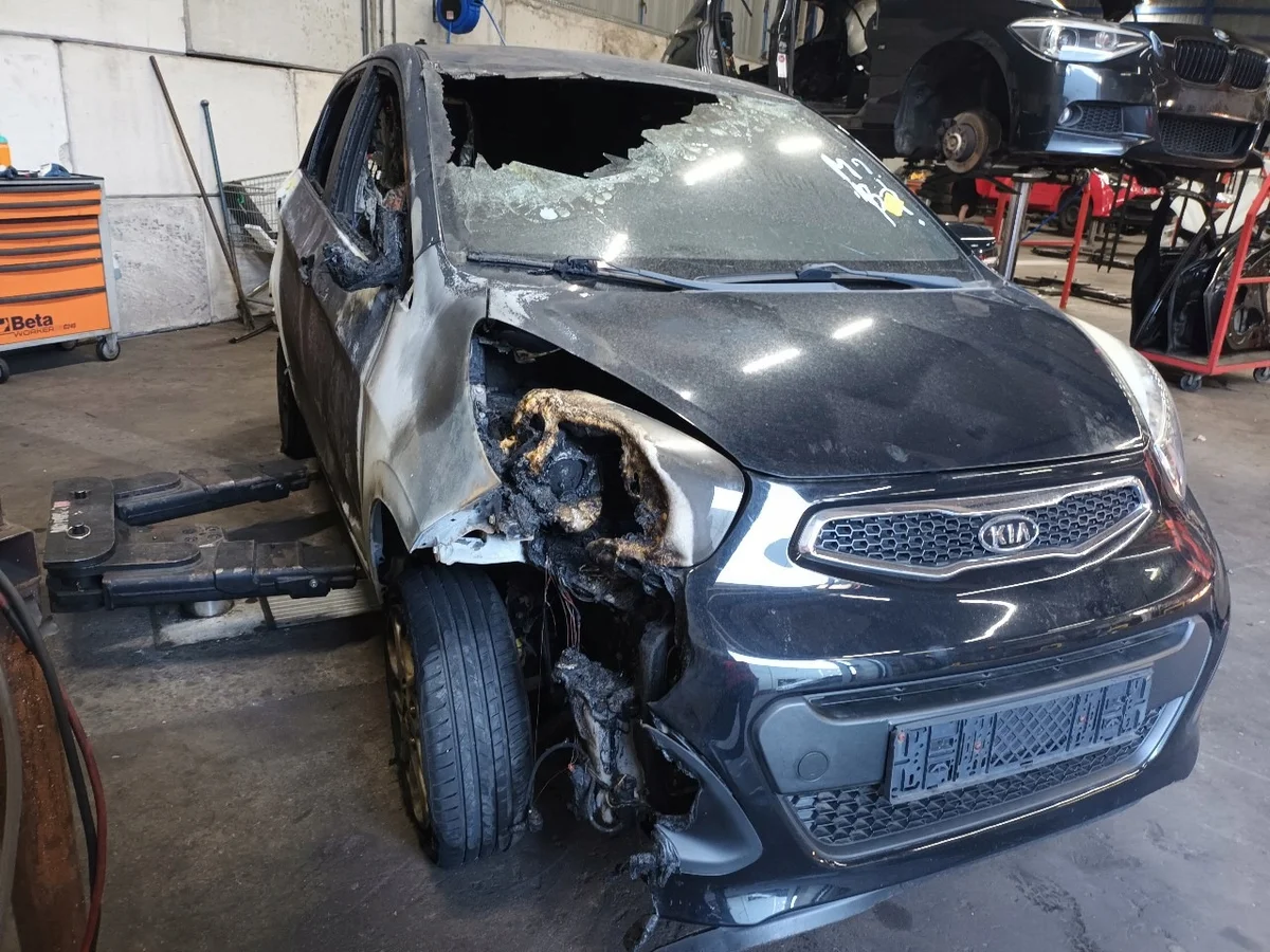 Kia Picanto TA Vaihteisto MB17 4300002810 image 7
