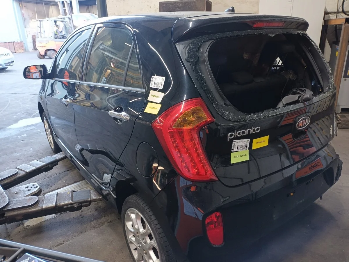 Kia Picanto TA Vaihteisto MB17 4300002810 image 9