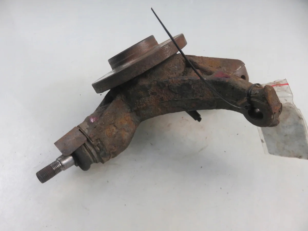 Achsschenkel links Peugeot 308 1.6 VTi gebraucht image 4