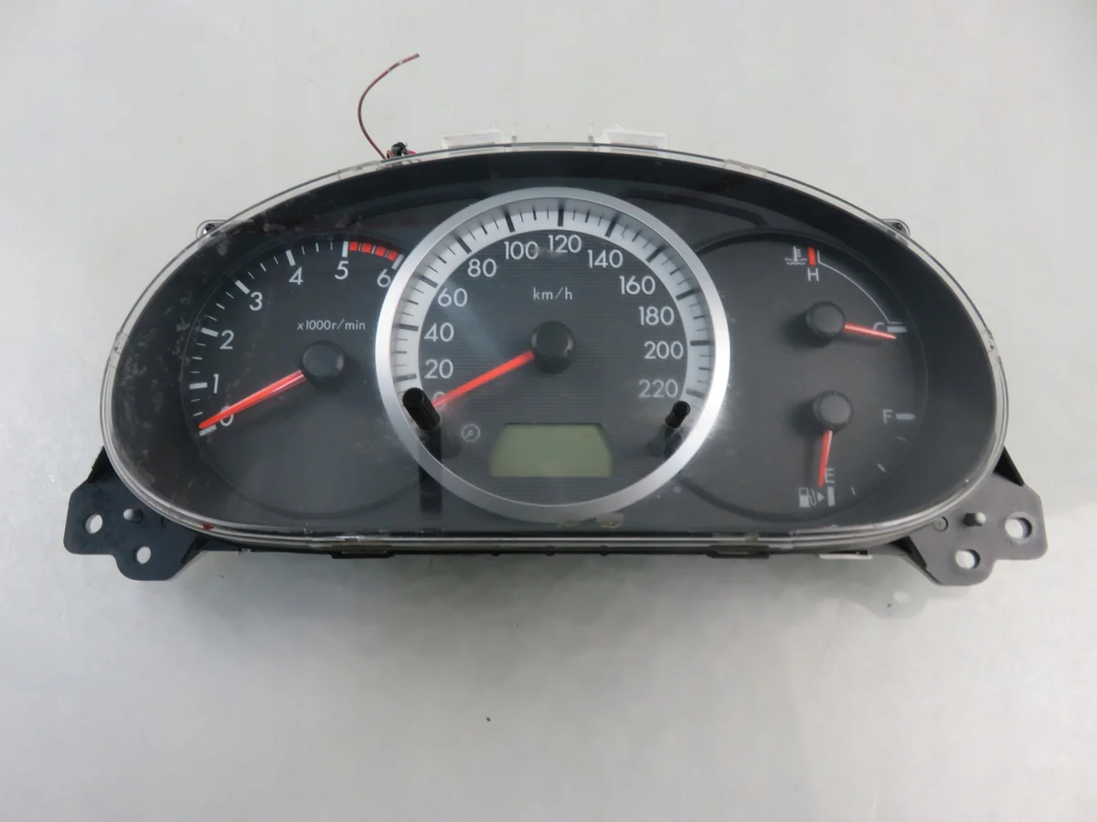 Compteur Mazda 5 CR19 2 M964815-CGCC79C