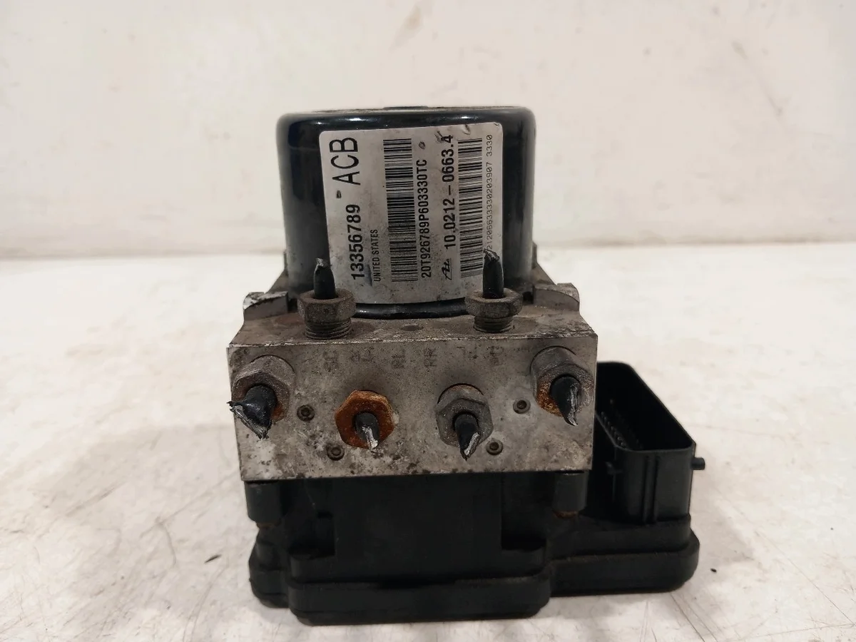 Opel Astra J ABS-pumppu 13356789 image 3