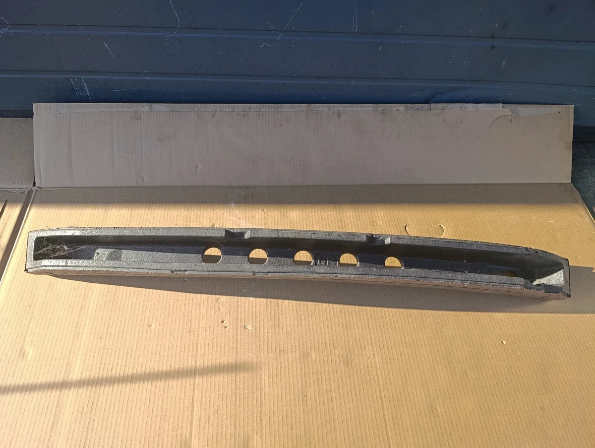 Nissan Juke F15 Front Bumper Absorber