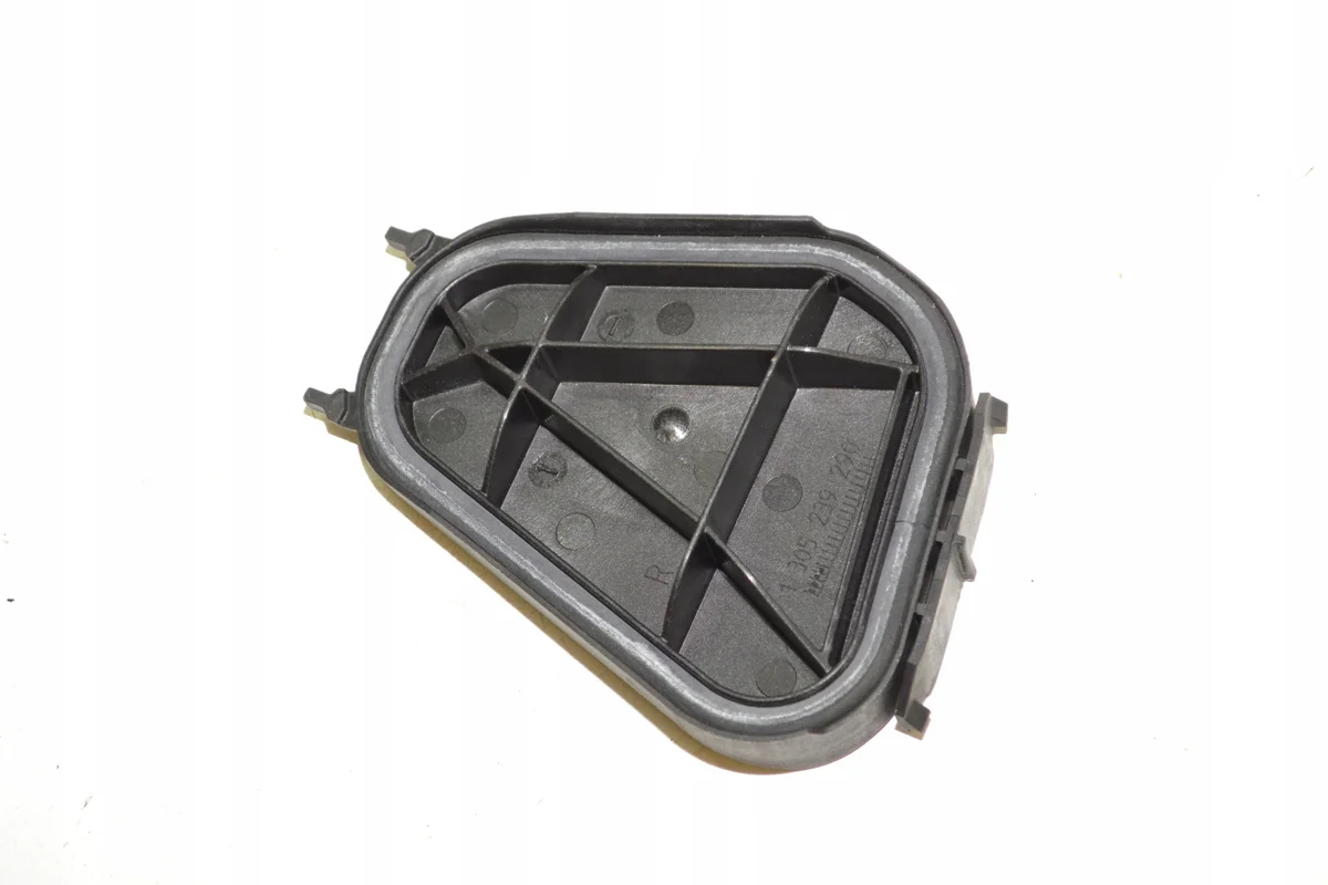 BMW E92 E93 Xenon Headlight Cover Right Used image 3