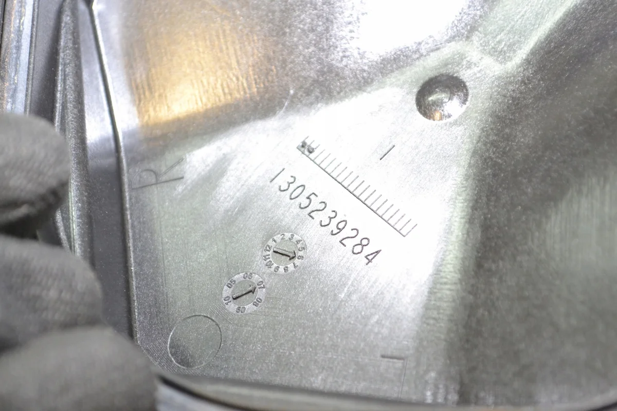 BMW E92 E93 Headlight Cover Right Used image 4