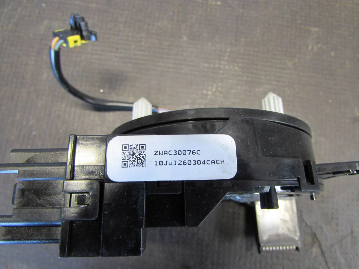Ford S-Max ohjauspyörän käämi ZWAC30076C image 4
