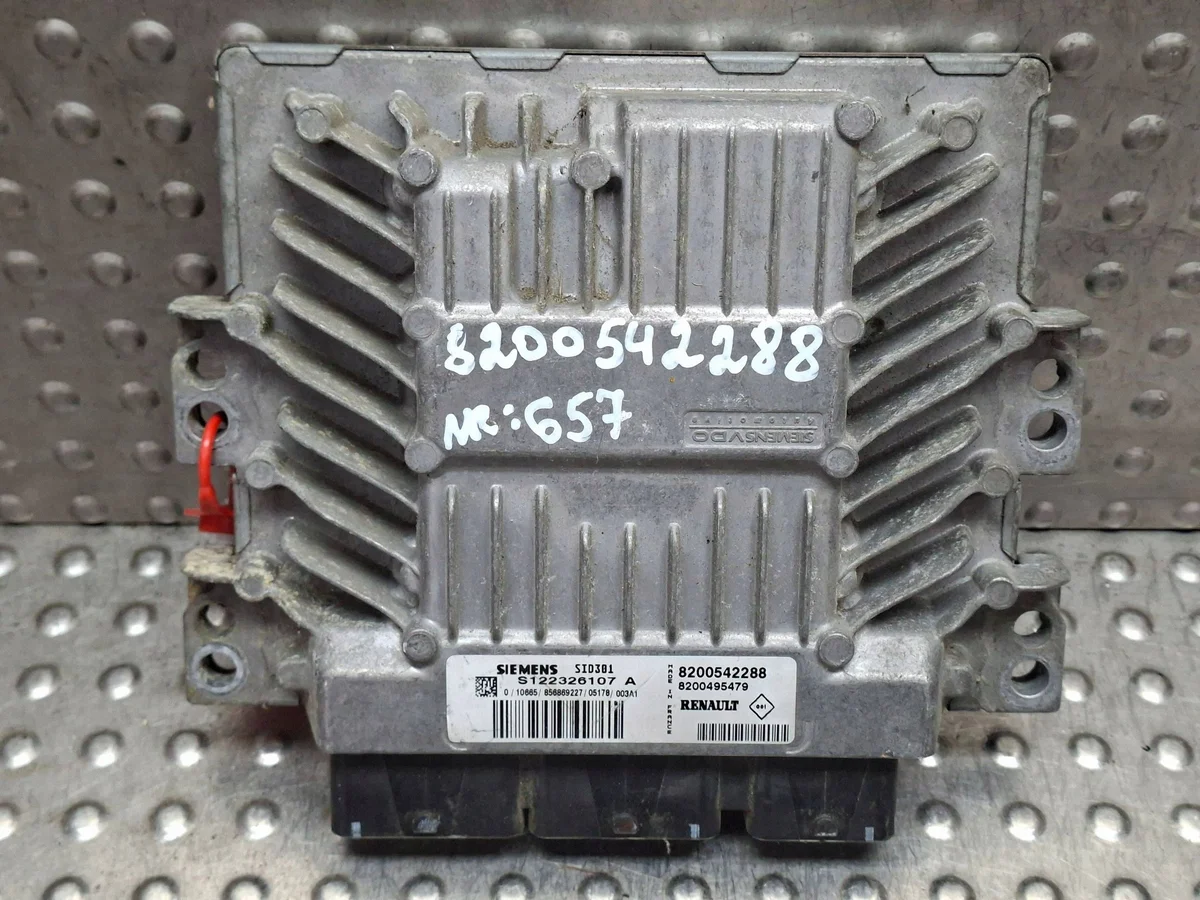 Steuergerät Motor S122326107A 8200542288