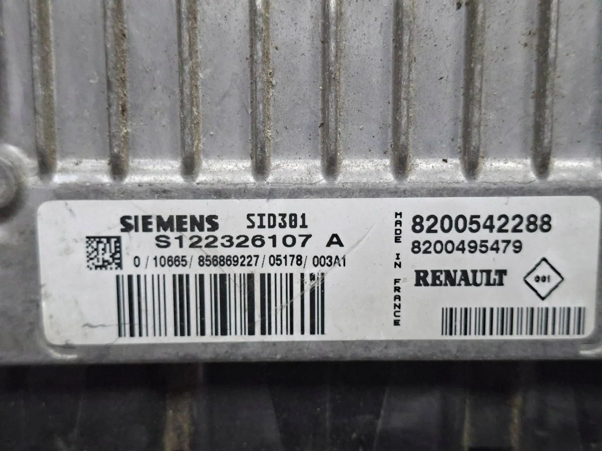 Engine Control Unit S122326107A 8200542288 image 5