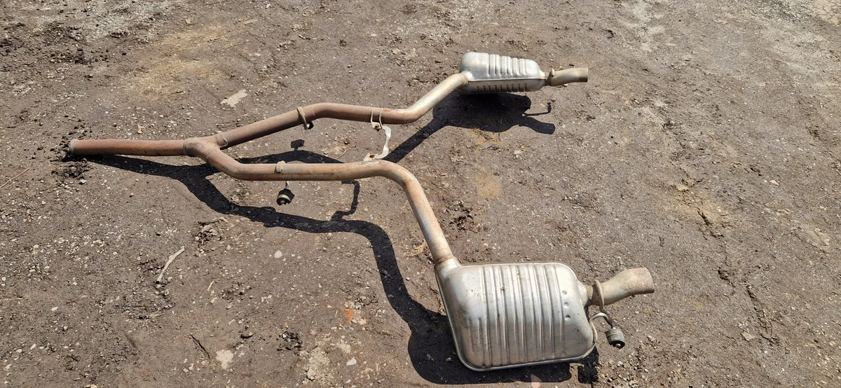 Mercedes E-Class W212 3.0 CDI Exhaust Muffler