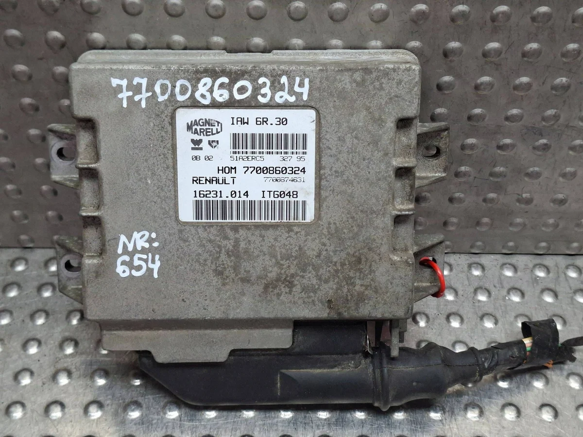 Calculateur moteur Renault Twingo 1.2 i