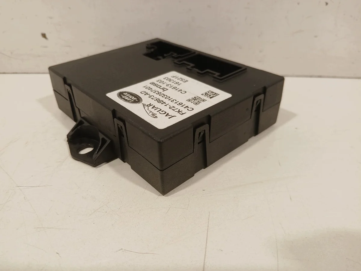 Land Rover Discovery Sport Engine Module image 4