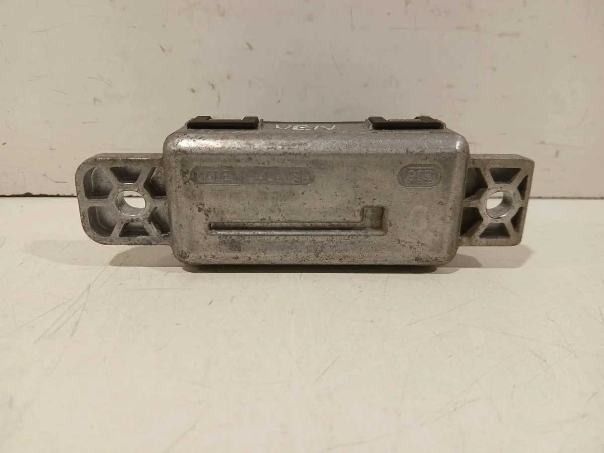 Land Rover Discovery Sport Relais GX7312B533AD