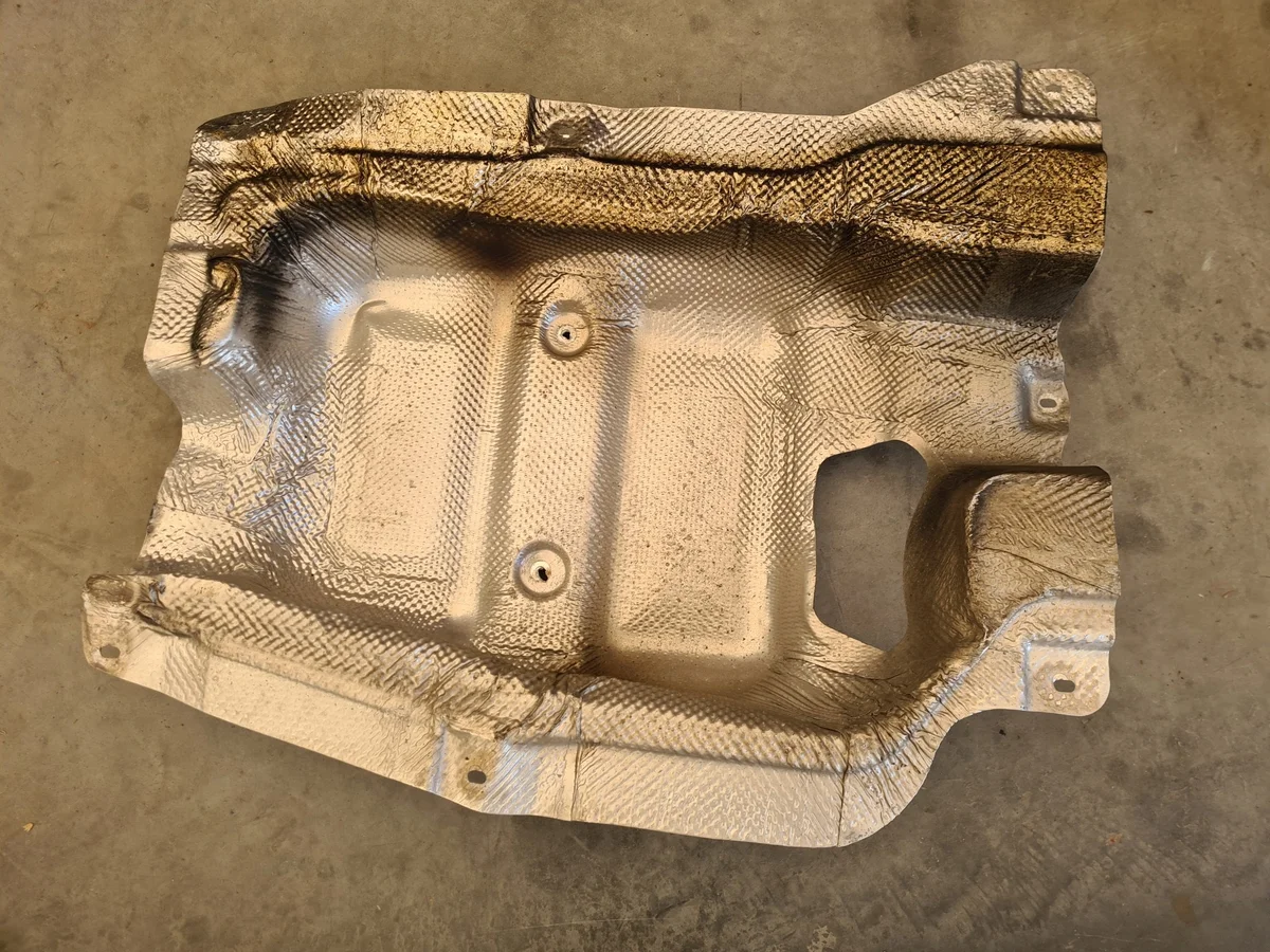 Chrysler Pacifica 68214229AB Scudo Termico Scarico image 5