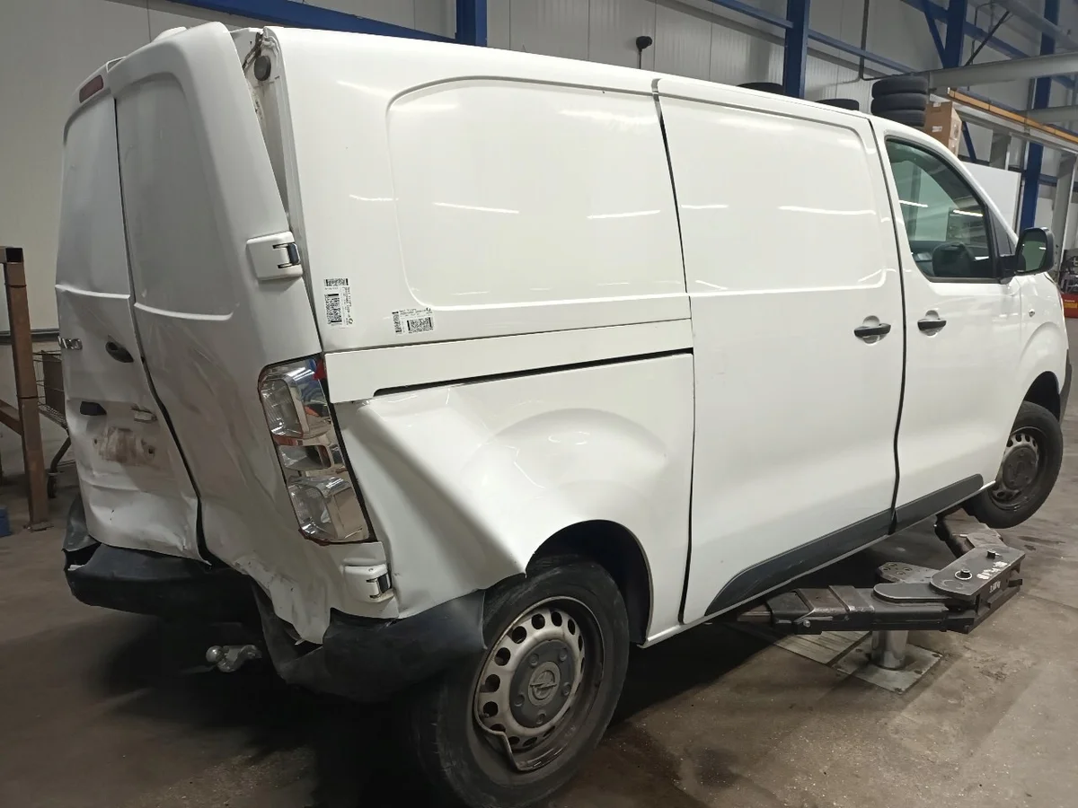 Opel Vivaro Getriebe MB51 20MB51 Gebraucht image 8
