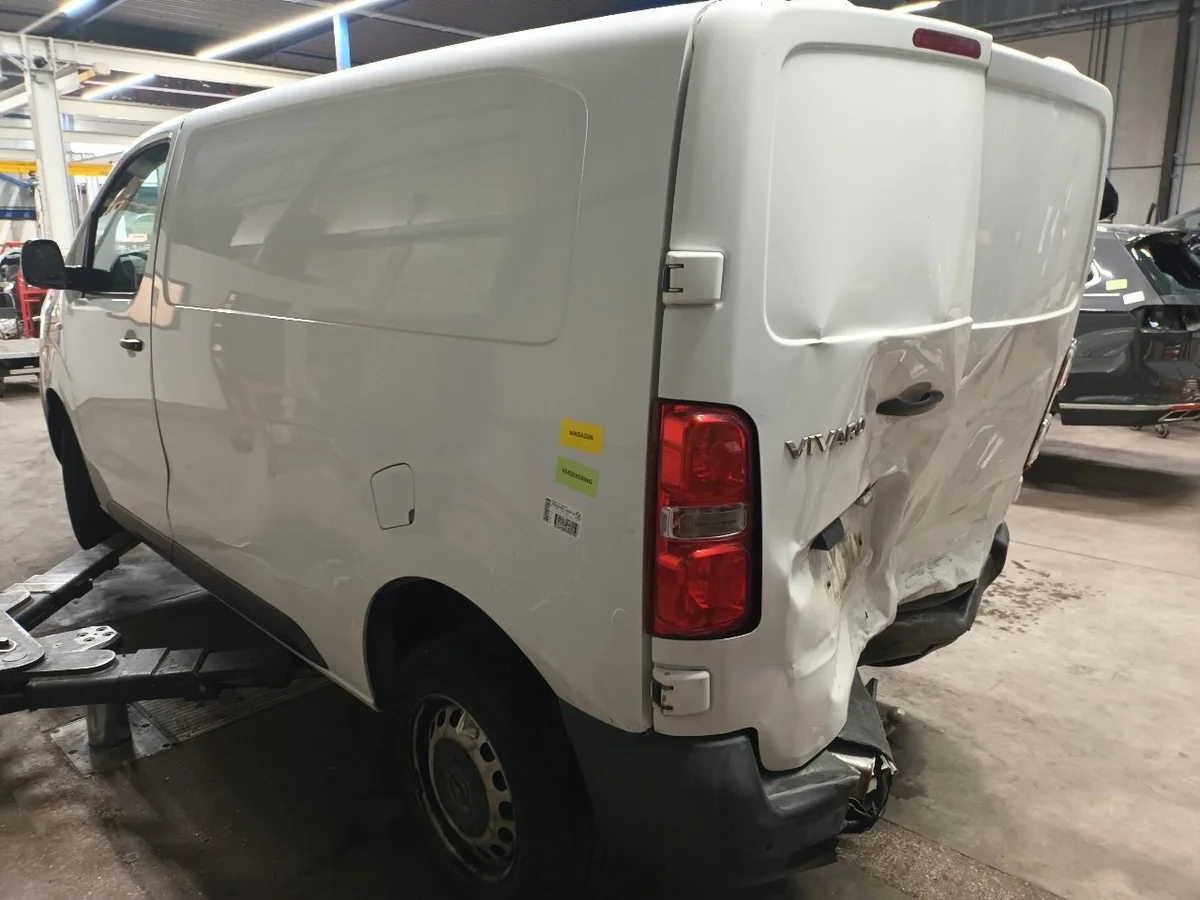 Opel Vivaro Getriebe MB51 20MB51 Gebraucht image 9