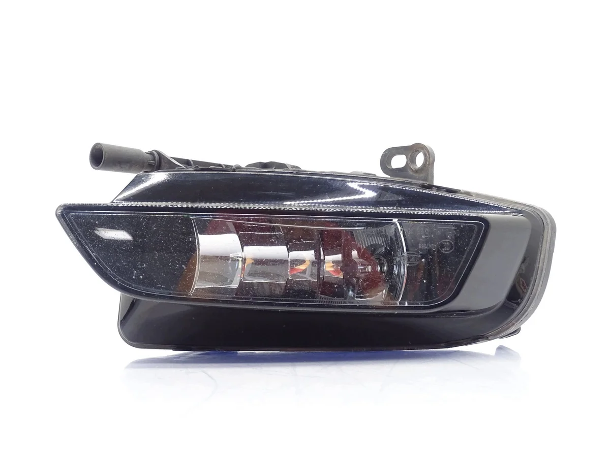 Dimlykta Audi A3 8V Höger Fram OEM 8V0941700D