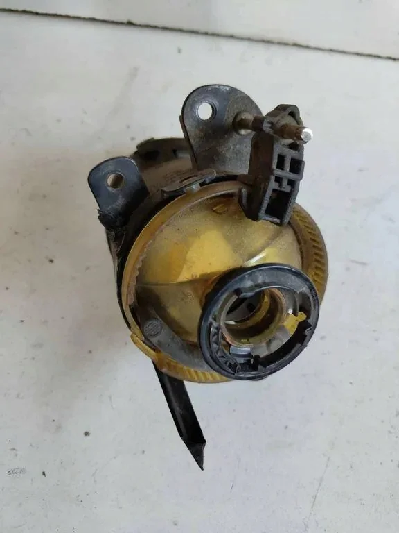 VW Passat B6 dimljus vänster fram