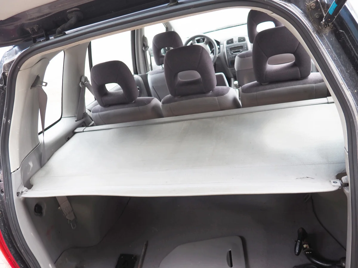 Mazda Premacy tavaratilan rullaverho harmaa