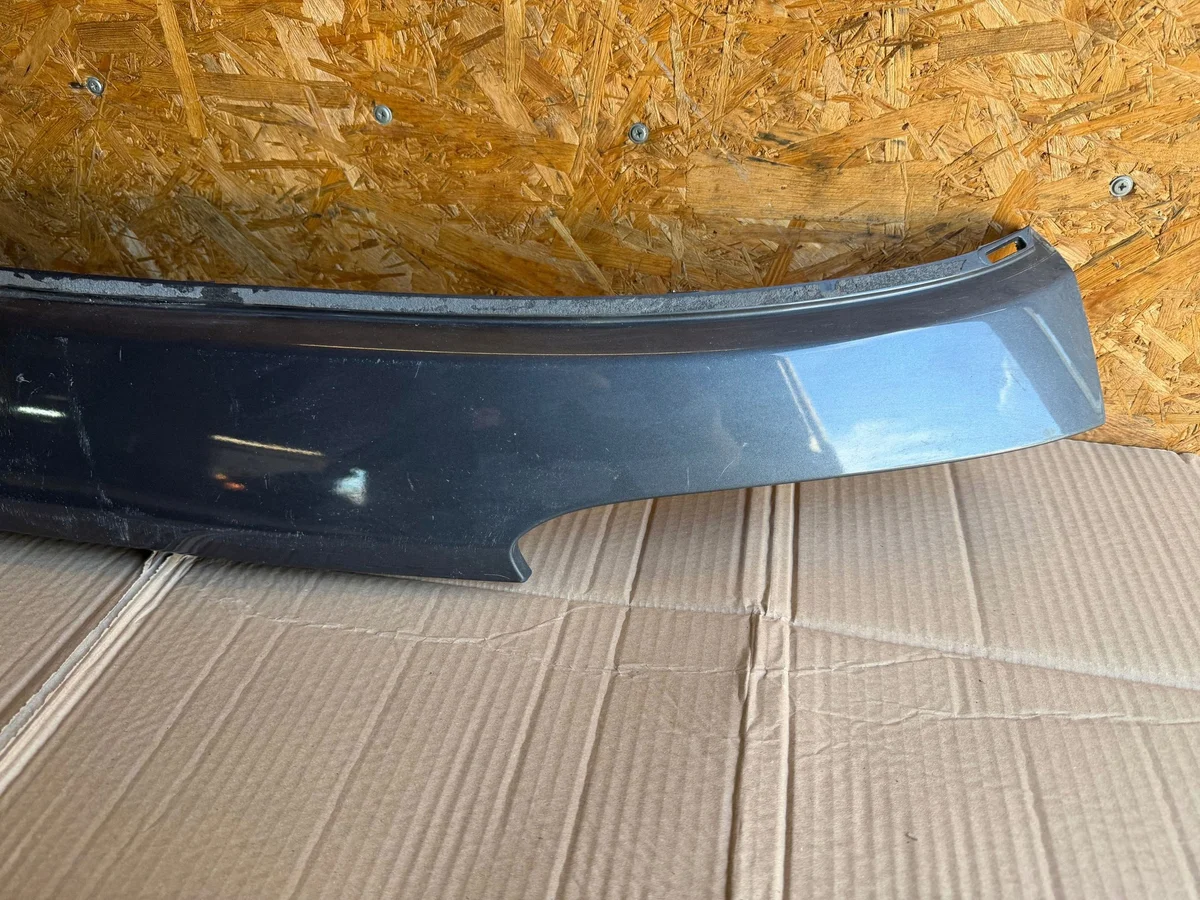 Tailgate Spoiler for Jeep Compass - Used image 4
