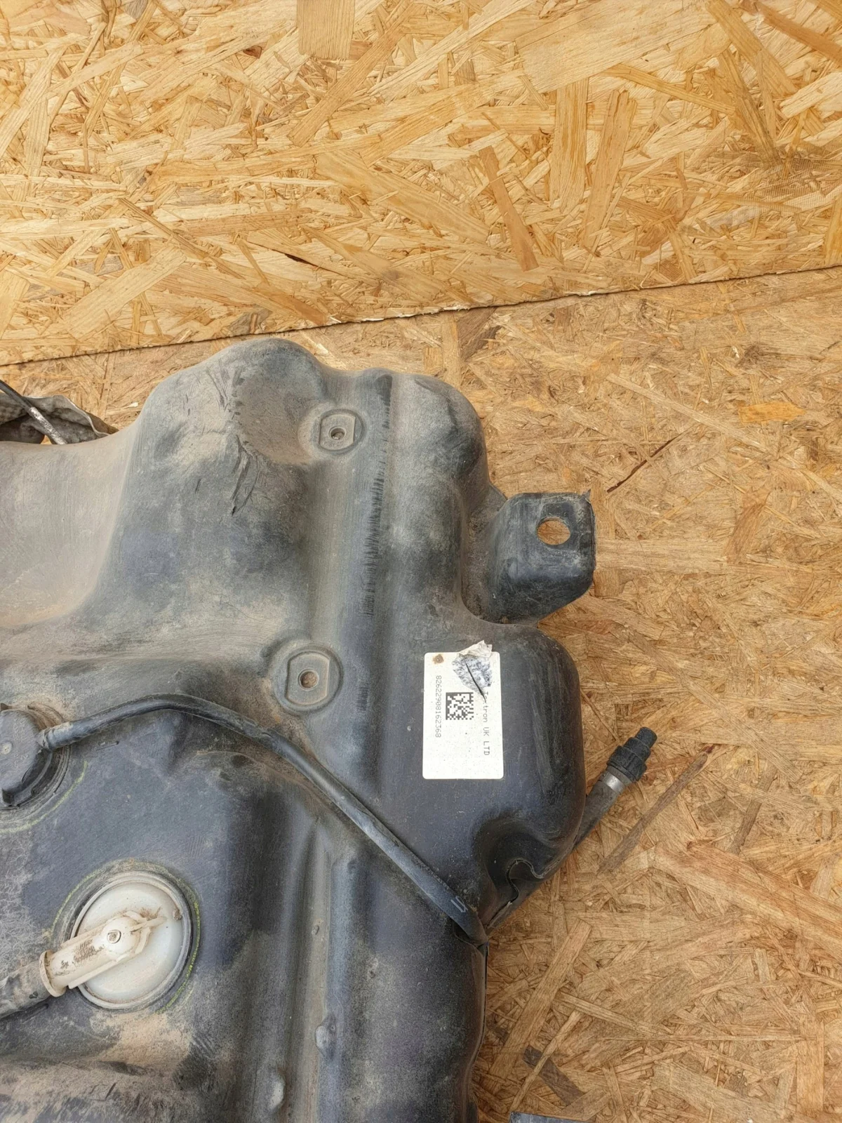 Réservoir AdBlue Pompe Renault Trafic 208993933R image 3