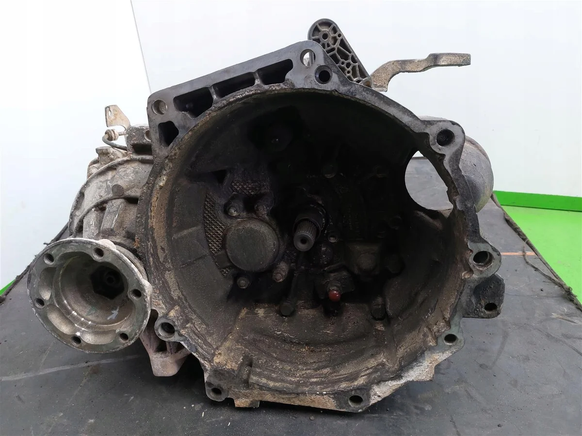Getriebe JCY VW Caddy III Golf V Seat Leon II 1,9 TDI