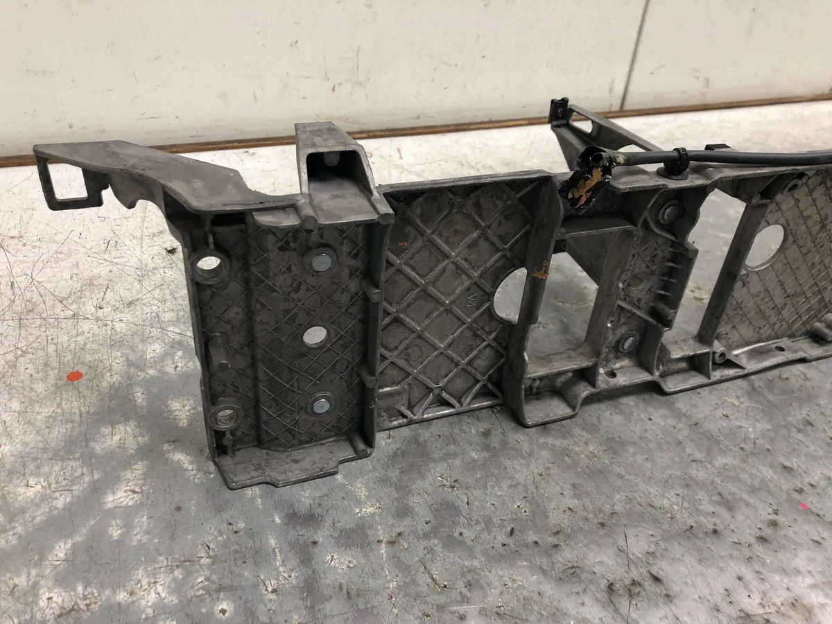 Support levier frein à main Volvo C30 9123233BILI image 6