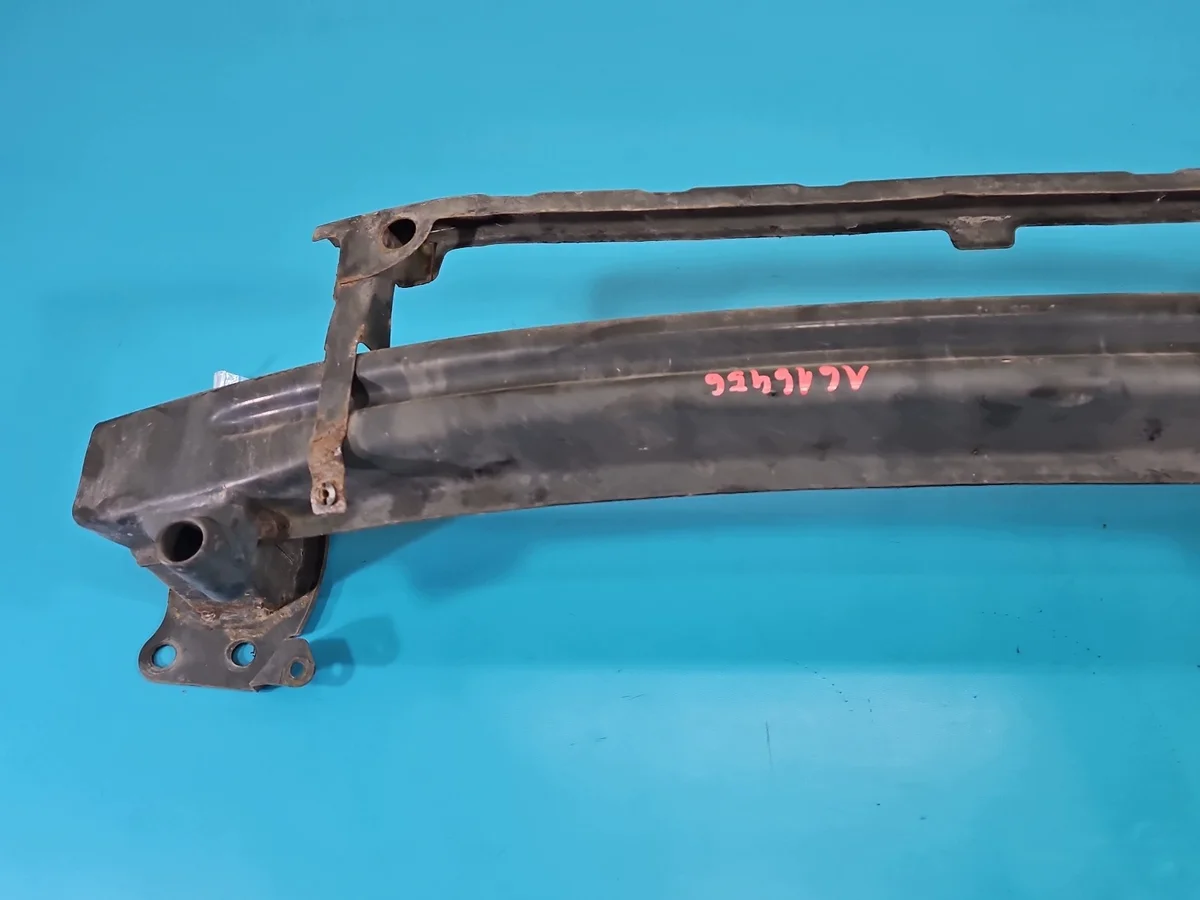 Reforço Para-choques Skoda Octavia II Usado image 3
