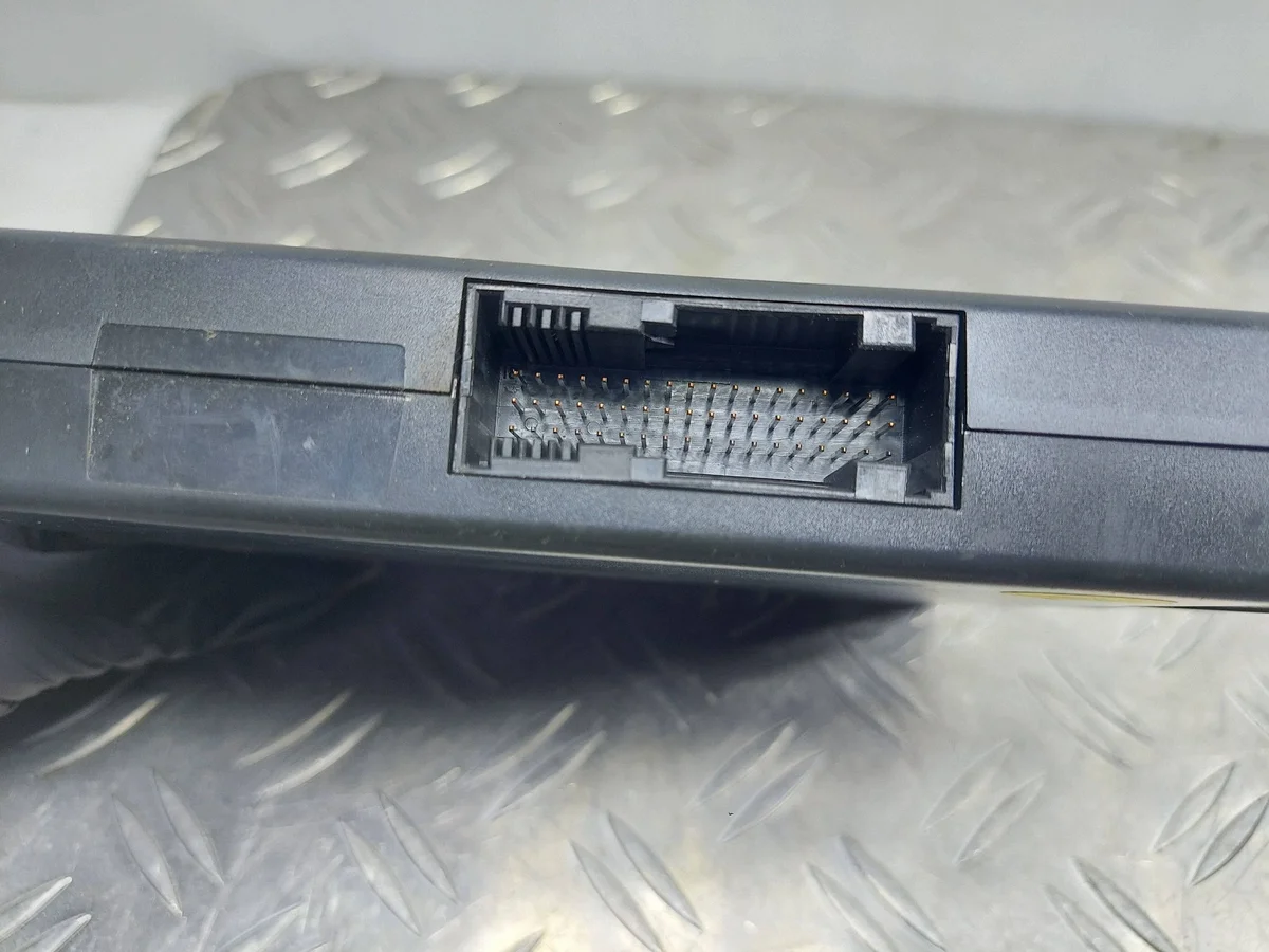 Módulo Bluetooth VW Passat B6 1K8035730C Usado image 3