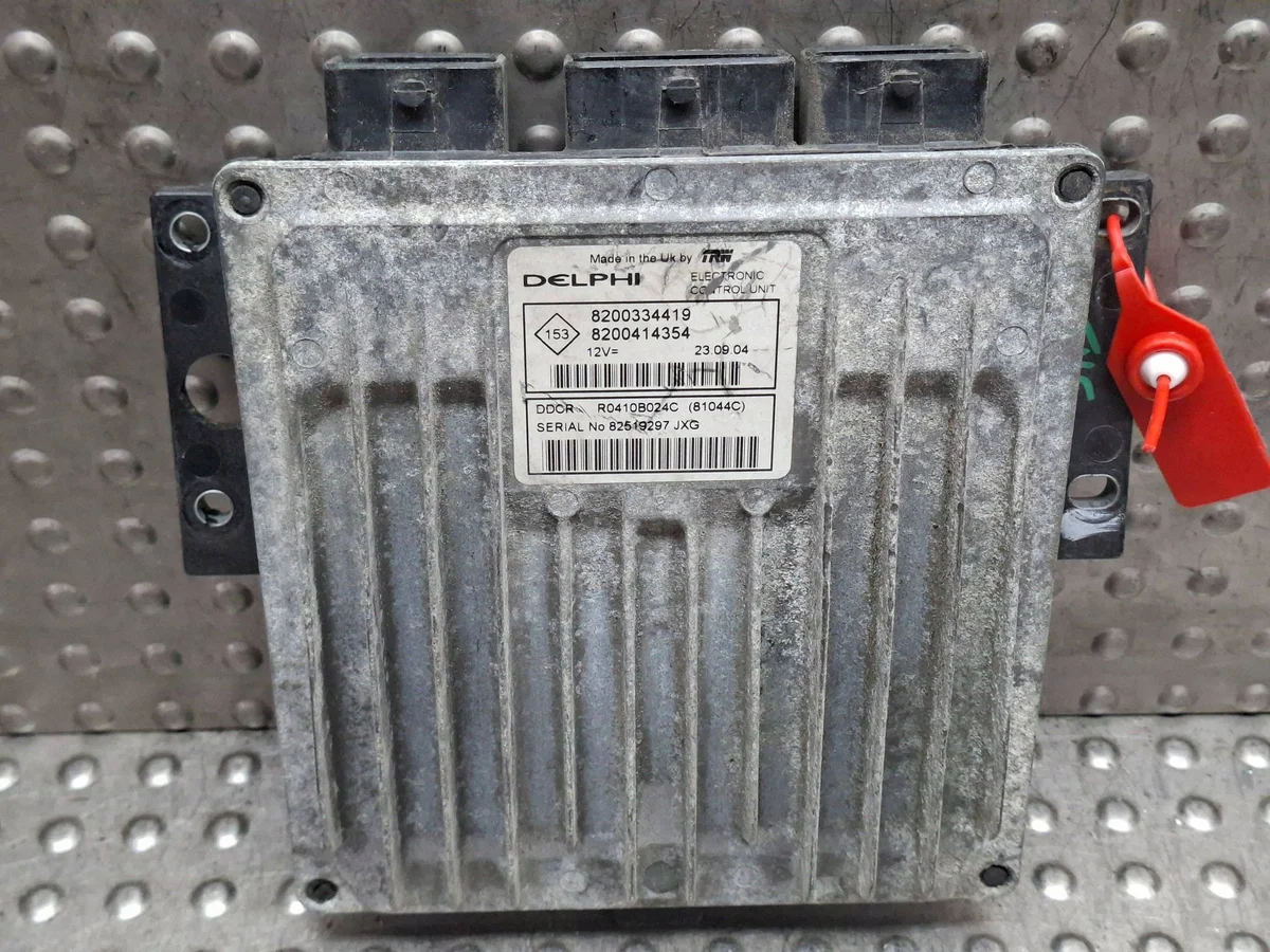 Moottorinohjain 8200334419 Renault 1.5 DCI