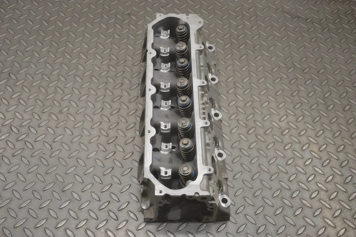 Cilindro Chevrolet Corvette C7 6.2L Usado