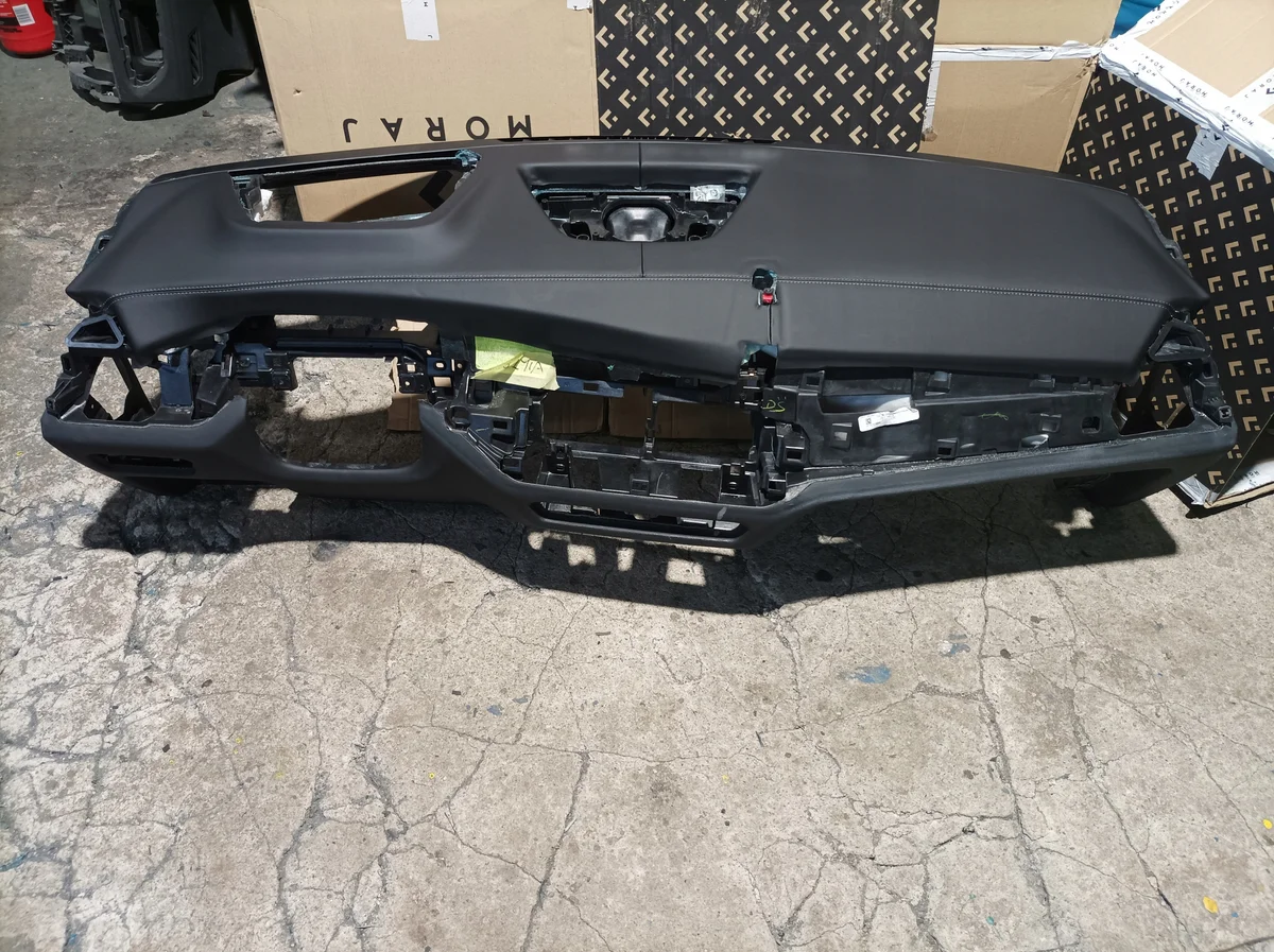 Tableau de bord cuir BMW X5 G05 X6 G06 X7 G07